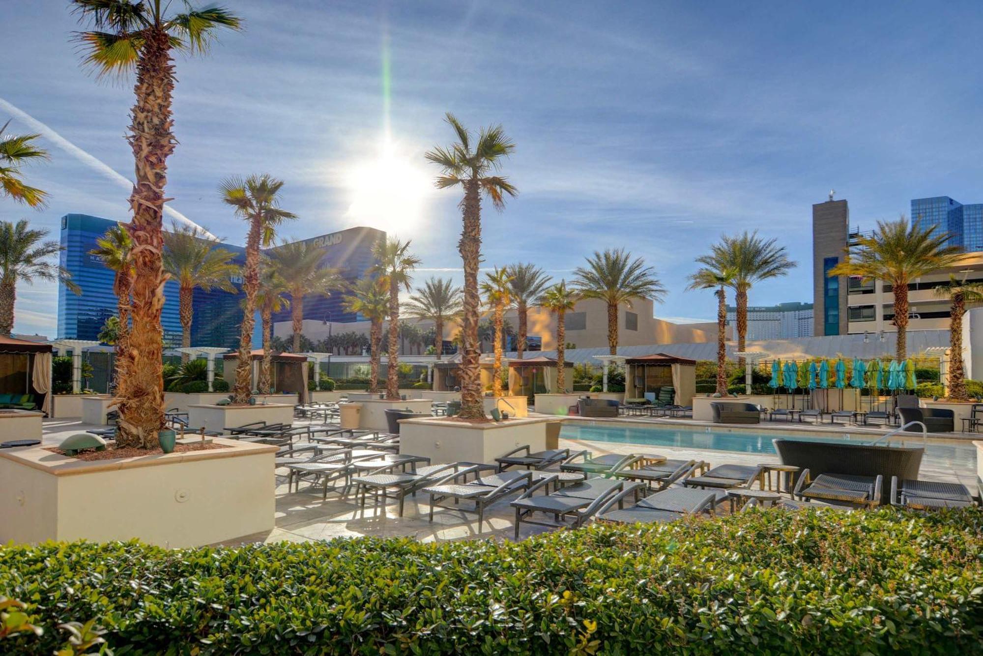 Mgm Signature-25-611 Strip View Jacuzzi Studio 拉斯维加斯 外观 照片